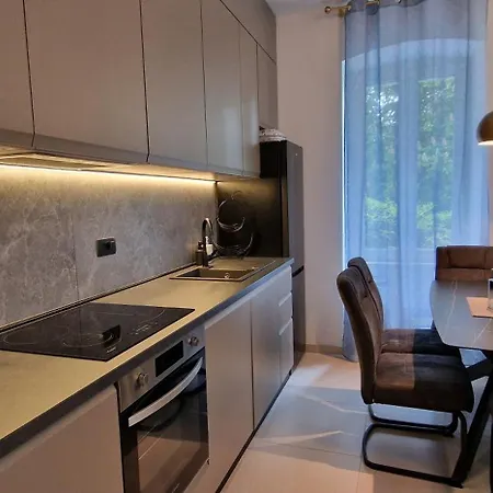 La Casa Allegra With Private Parking Space Abbazia