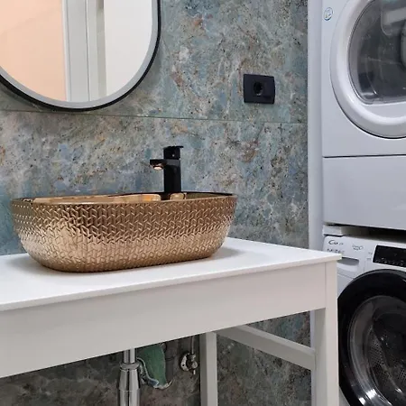 La Casa Allegra With Private Parking Space Daire