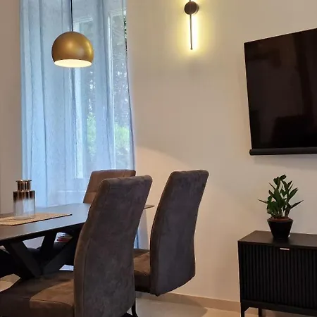 Daire La Casa Allegra With Private Parking Space Opatija