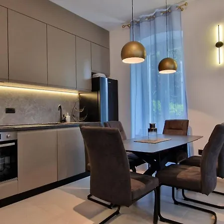 La Casa Allegra With Private Parking Space Opatija