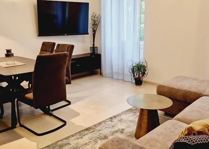 La Casa Allegra With Private Parking Space Apartmán