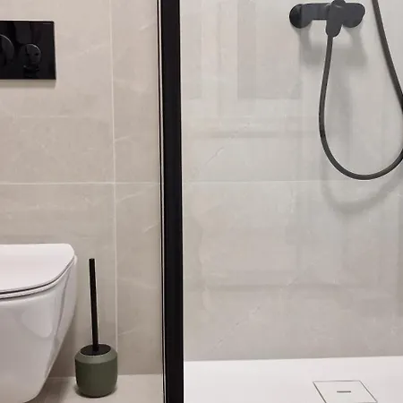 Apartman La Casa Allegra With Private Parking Space