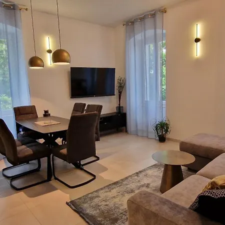 La Casa Allegra With Private Parking Space Apartman Opatija